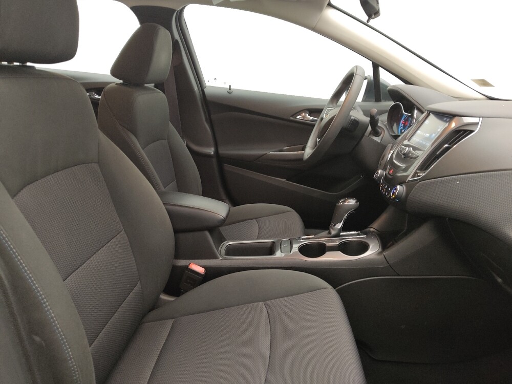 2017 Chevrolet Cruze in Greensboro, NC 27407 - 18131658 21