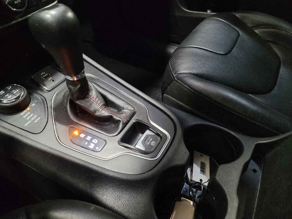 2019 Jeep Cherokee in Chesapeake, VA 23320 - 18131661 26