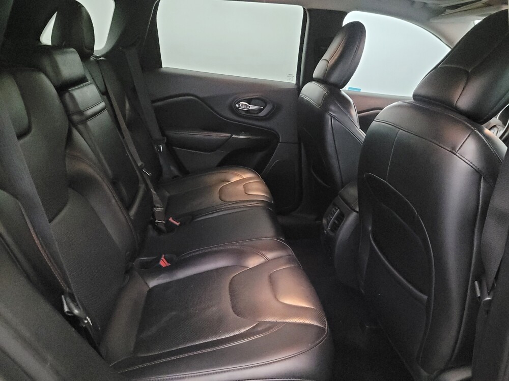 2019 Jeep Cherokee in Chesapeake, VA 23320 - 18131661 19