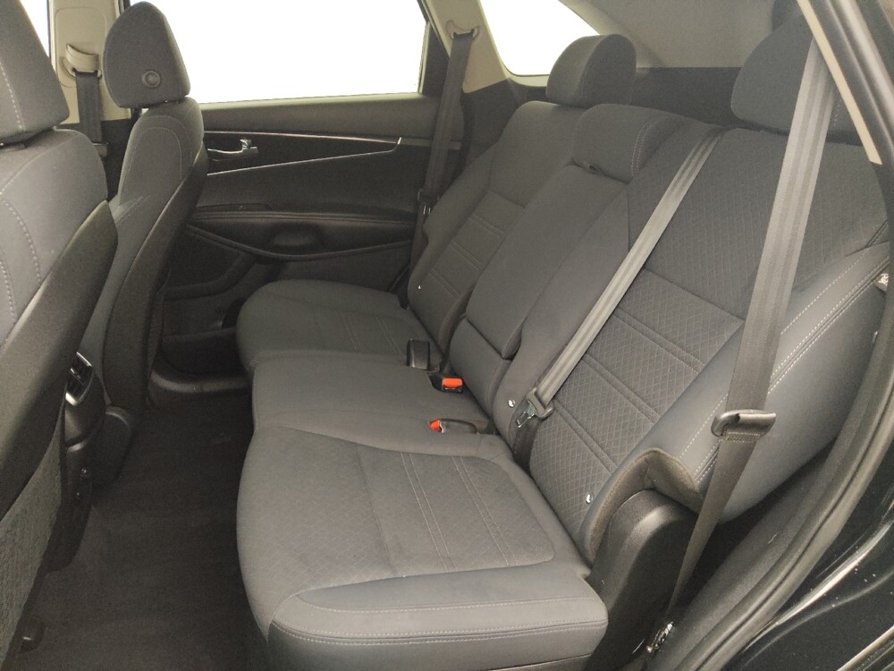 2018 Kia Sorento in Houston, TX 77074 - 18131662 18