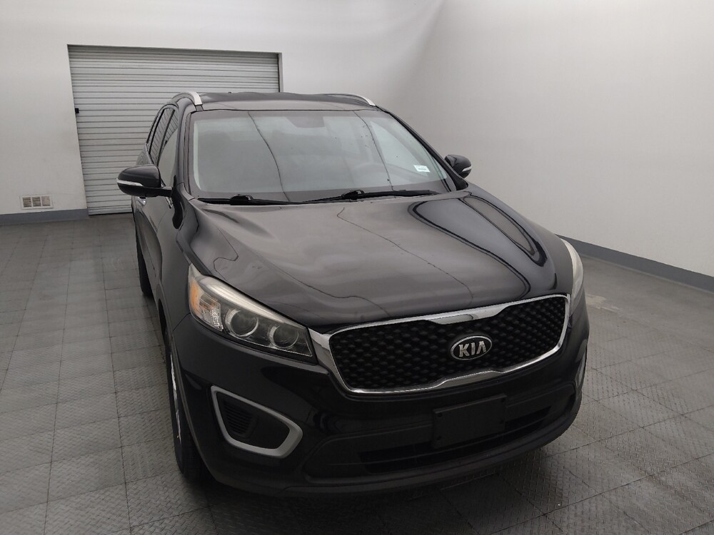 2018 Kia Sorento in Houston, TX 77074 - 18131662 14