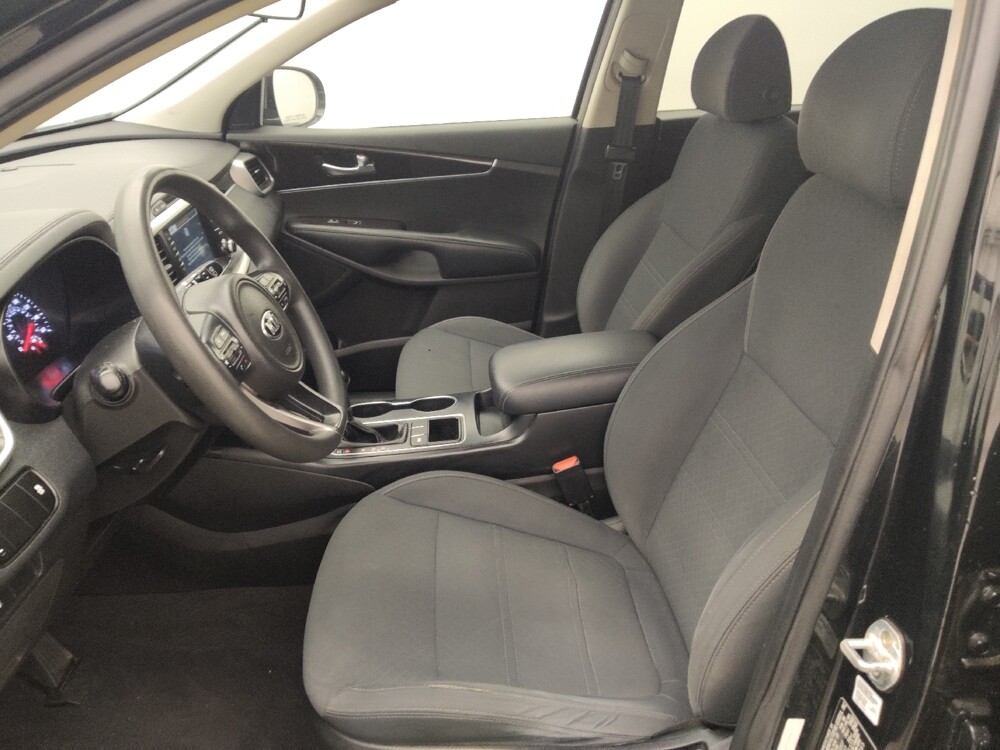 2018 Kia Sorento in Houston, TX 77074 - 18131662 17