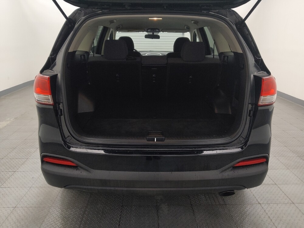 2018 Kia Sorento in Houston, TX 77074 - 18131662 29