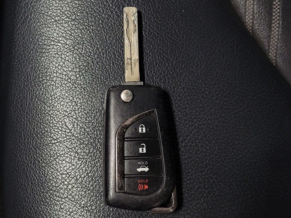 2021 Toyota Camry in Savannah, GA 31419 - 18131674 32