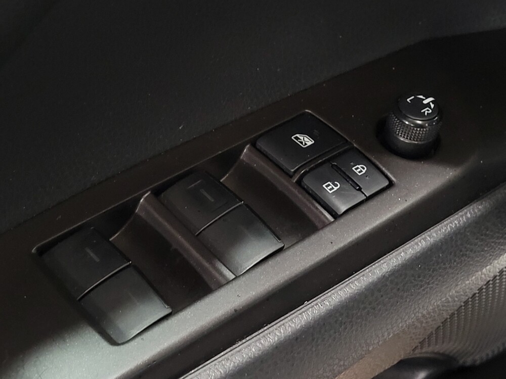 2021 Toyota Camry in Savannah, GA 31419 - 18131674 27