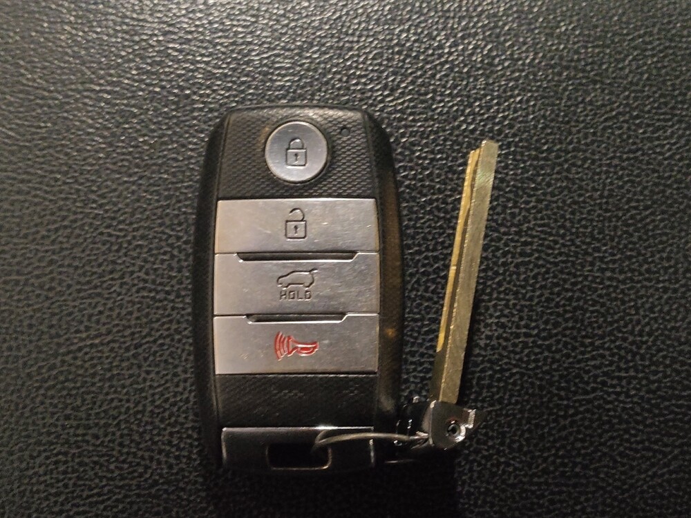 2017 Kia Sorento in Ocala, FL 34471 - 18131677 32