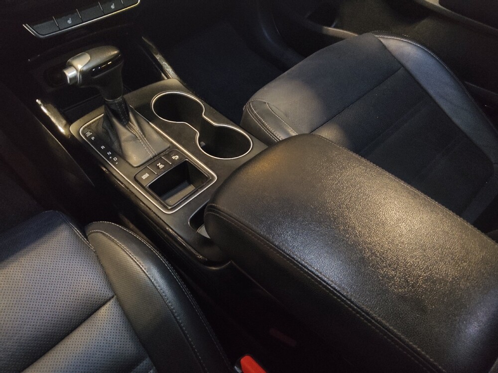 2017 Kia Sorento in Ocala, FL 34471 - 18131677 26