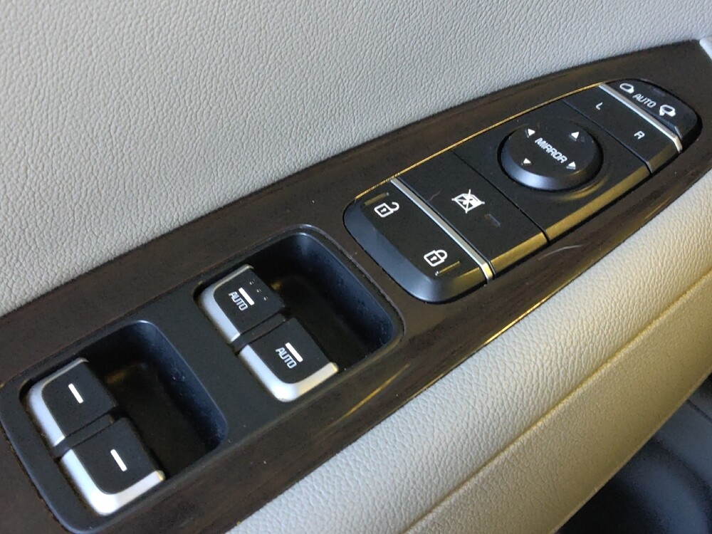 2017 Kia Optima in Houston, TX 77074 - 18131686 27