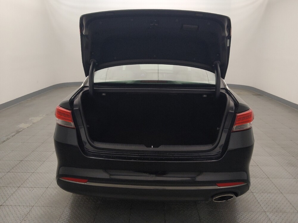 2017 Kia Optima in Houston, TX 77074 - 18131686 29