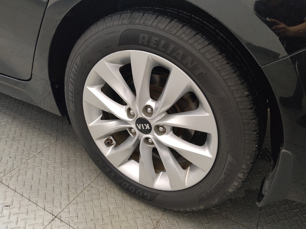 2017 Kia Optima in Houston, TX 77074 - 18131686 31