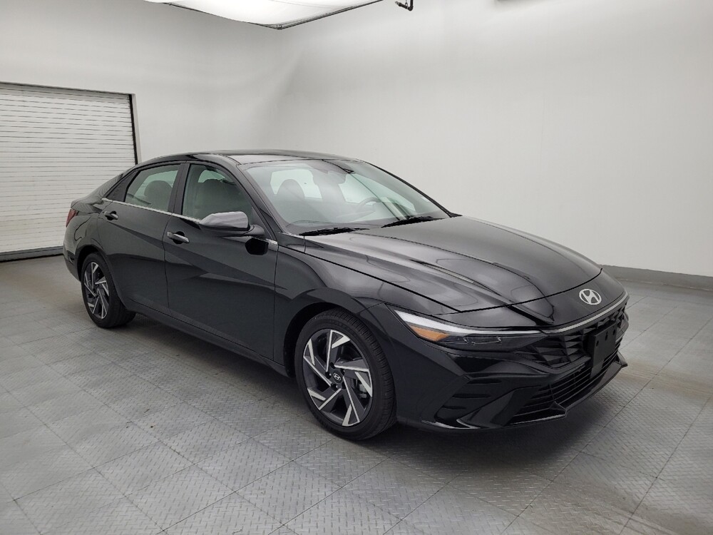 2025 Hyundai Elantra in Greensboro, NC 27407 - 18131687 13