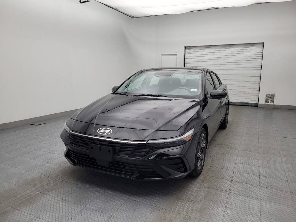 2025 Hyundai Elantra in Greensboro, NC 27407 - 18131687 15