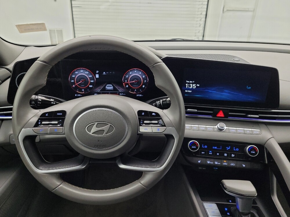 2025 Hyundai Elantra in Greensboro, NC 27407 - 18131687 22