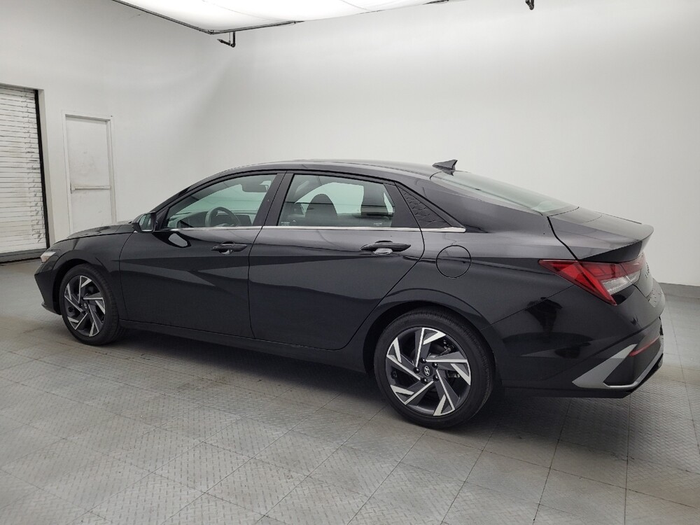 2025 Hyundai Elantra in Greensboro, NC 27407 - 18131687 3