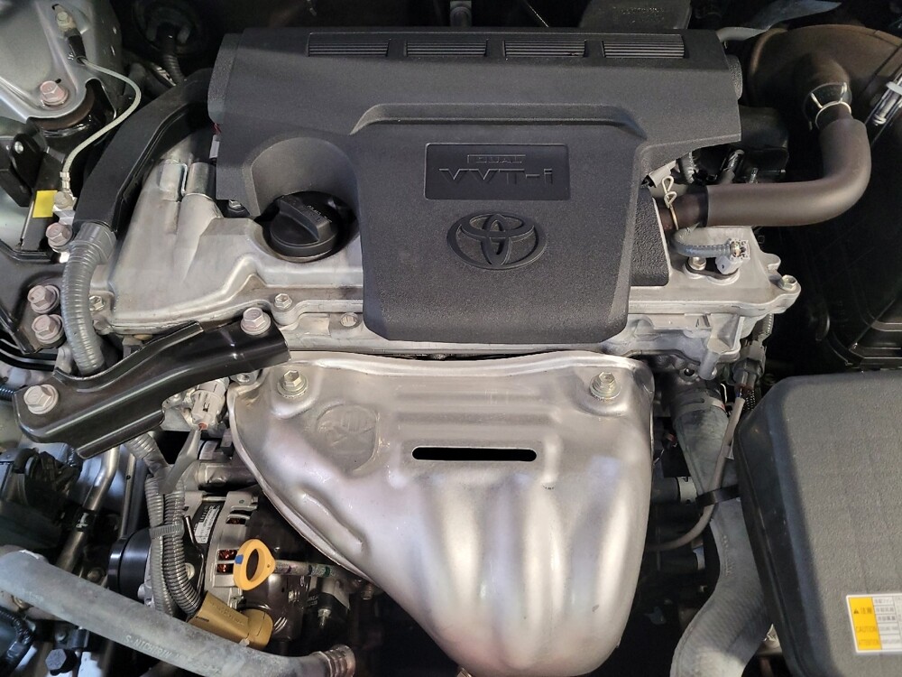 2016 Toyota Camry in Torrance, CA 90504 - 18131690 30