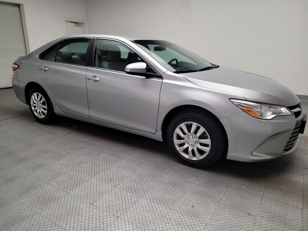 2016 Toyota Camry in Torrance, CA 90504 - 18131690 11