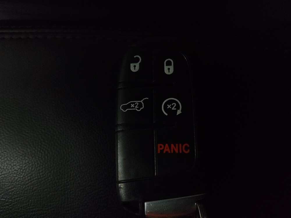 2019 Jeep Grand Cherokee in Conyers, GA 30094 - 18131692 32