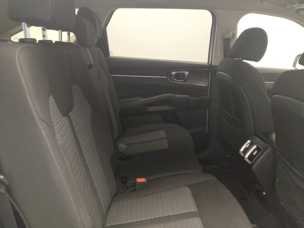 2023 Kia Sorento in Stone Mountain, GA 30083 - 18131698 19