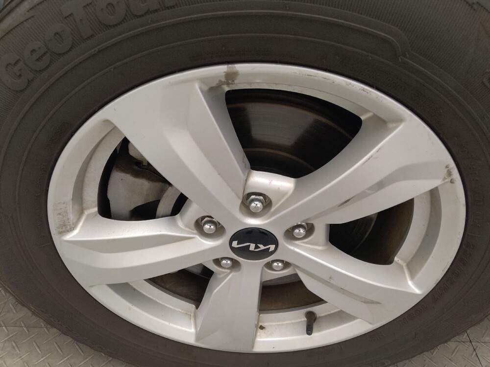 2023 Kia Sorento in Stone Mountain, GA 30083 - 18131698 31