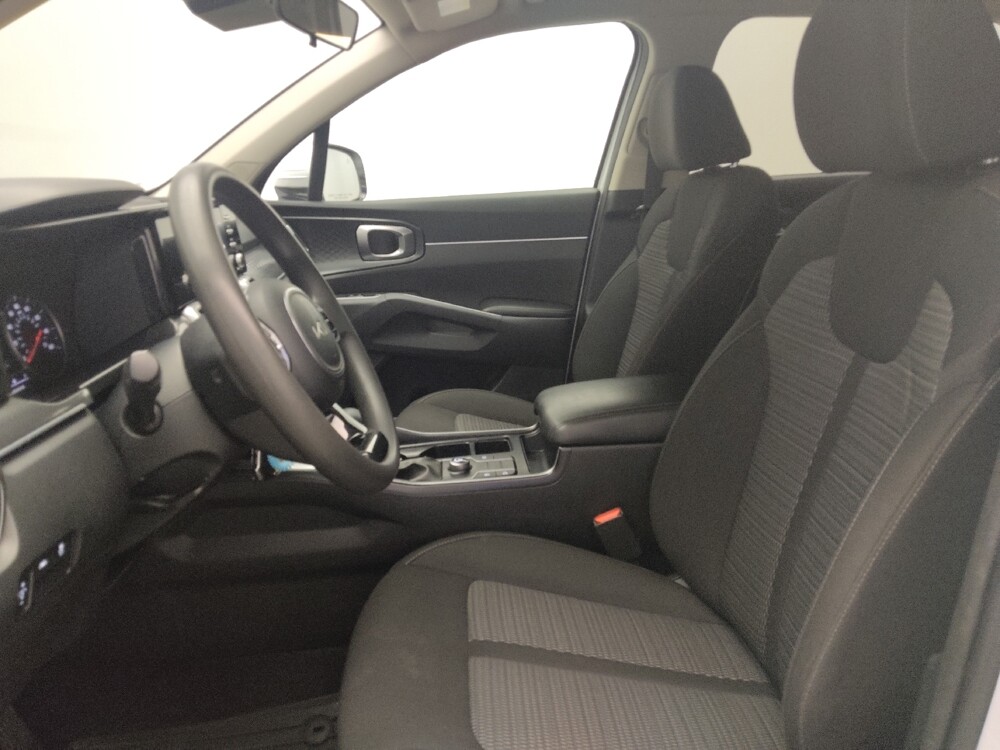 2023 Kia Sorento in Stone Mountain, GA 30083 - 18131698 17