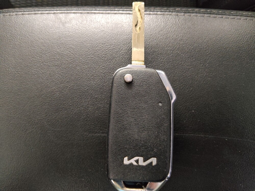 2023 Kia Sorento in Stone Mountain, GA 30083 - 18131698 32