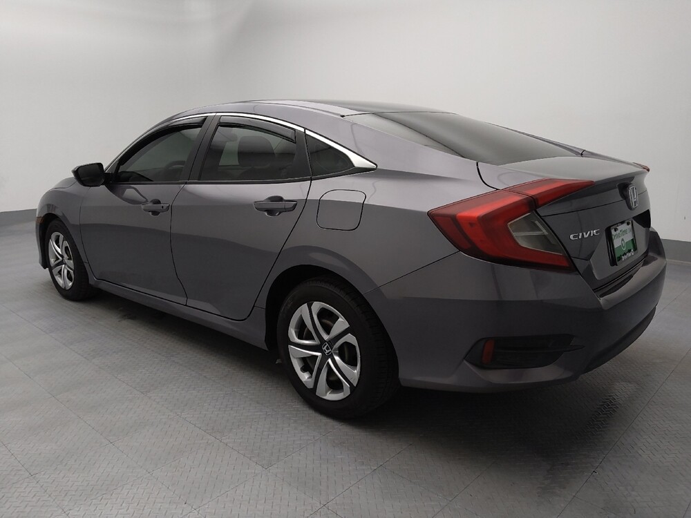 2018 Honda Civic in Springfield, MO 65807 - 18131707 3