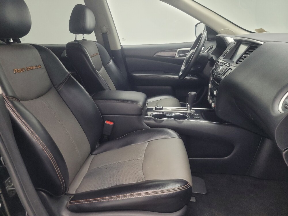 2019 Nissan Pathfinder in Indianapolis, IN 46222 - 18131708 21