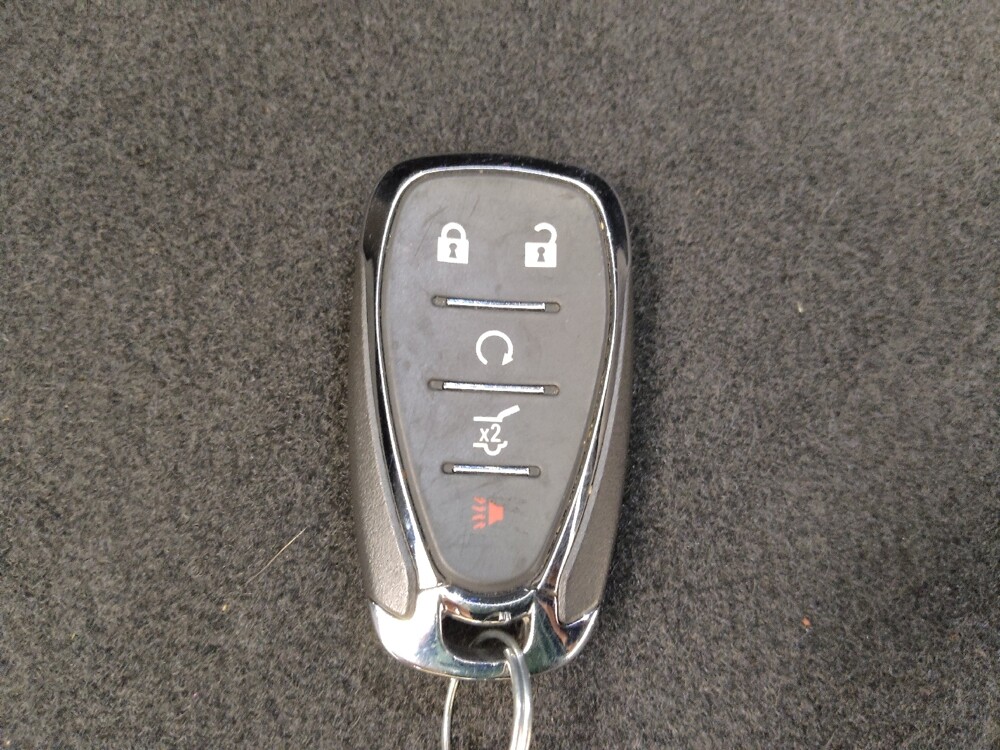 2020 Chevrolet Equinox in Indianapolis, IN 46222 - 18131709 32