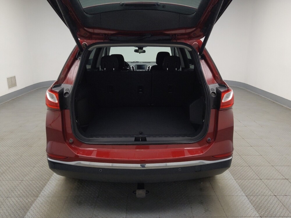 2020 Chevrolet Equinox in Indianapolis, IN 46222 - 18131709 29