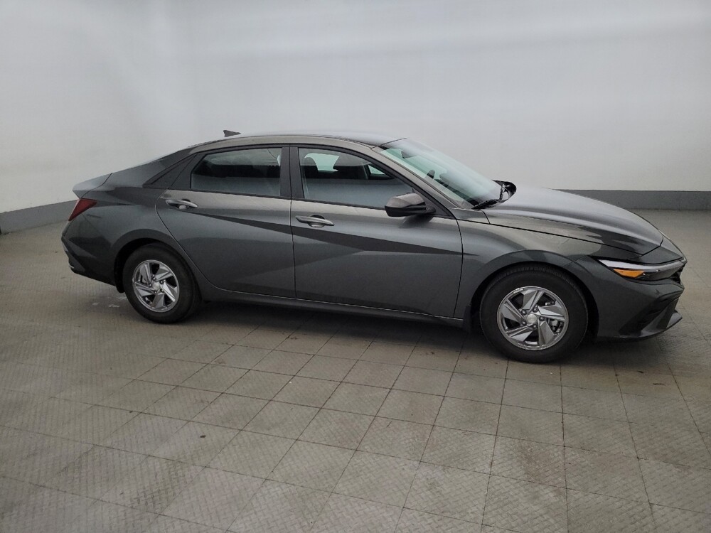 2024 Hyundai Elantra in Glen Burnie, MD 21061 - 18131712 11