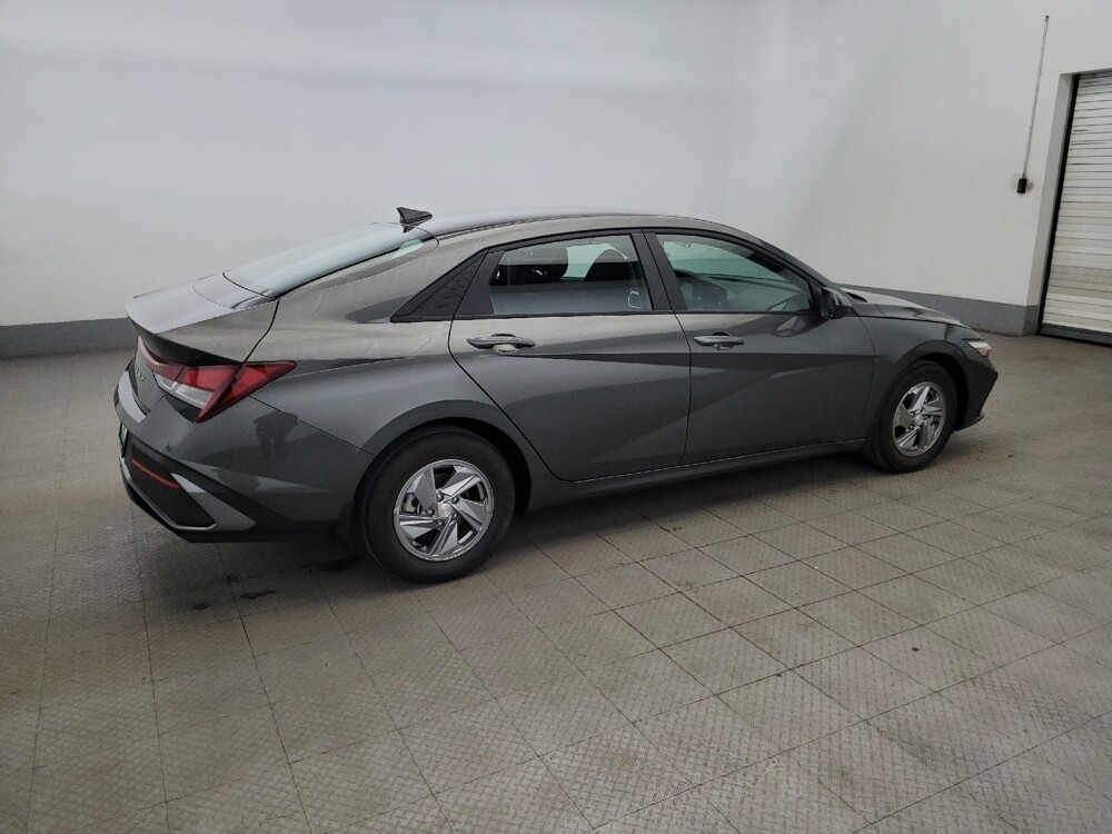 2024 Hyundai Elantra in Glen Burnie, MD 21061 - 18131712 10