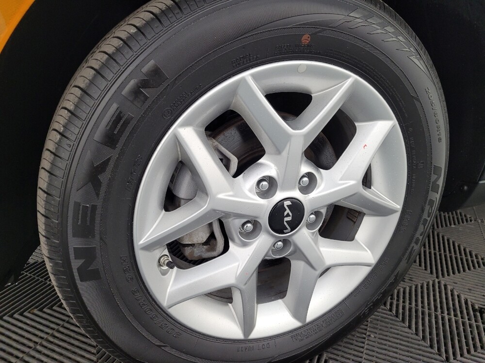 2025 Kia Soul in Allentown, PA 18103 - 18131714 31