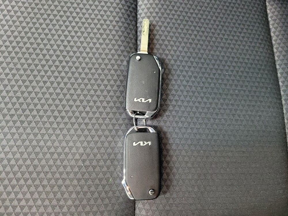 2025 Kia Soul in Allentown, PA 18103 - 18131714 32