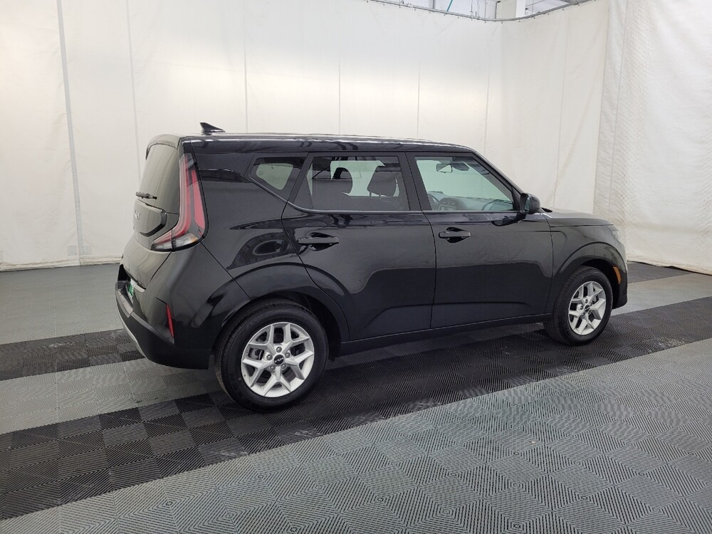 2025 Kia Soul in Allentown, PA 18103 - 18131714 10