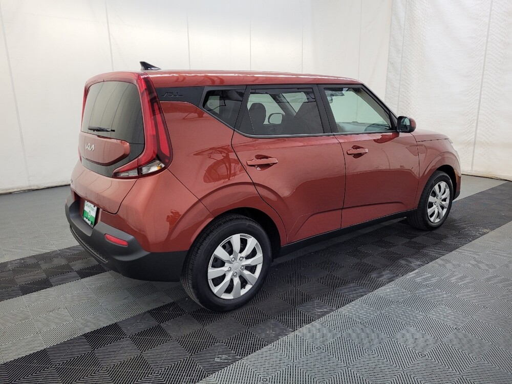 2022 Kia Soul in Allentown, PA 18103 - 18131715 10
