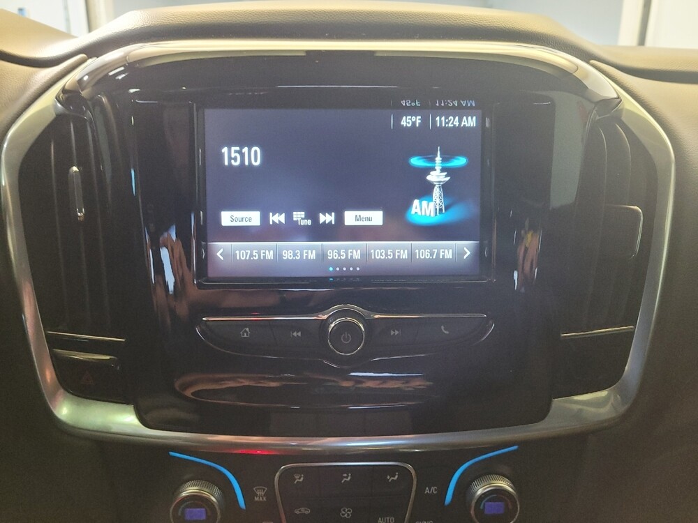 2019 Chevrolet Traverse in Mishawaka, IN 46545 - 18131716 25