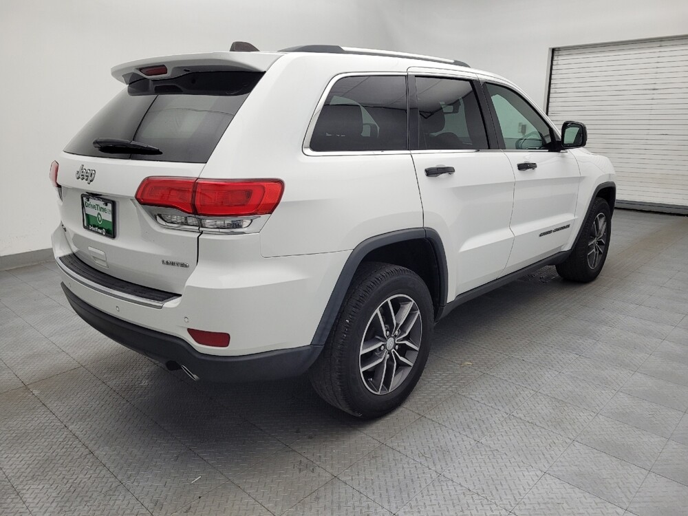 2018 Jeep Grand Cherokee in Charlotte, NC 28213 - 18131722 9
