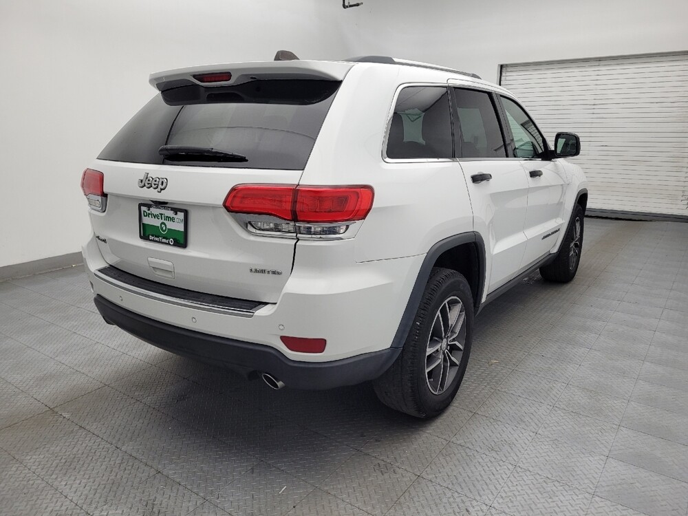 2018 Jeep Grand Cherokee in Charlotte, NC 28213 - 18131722 7