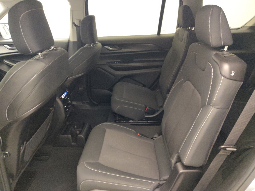 2023 Jeep Grand Cherokee L in Temple, TX 76502 - 18131739 18