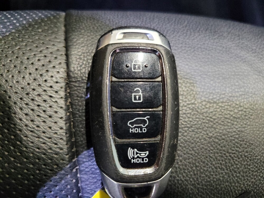 2020 Hyundai Santa Fe in Williamstown, NJ 8094 - 18131742 32