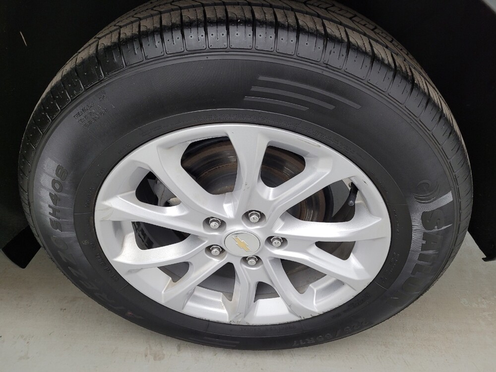 2019 Chevrolet Equinox in Mishawaka, IN 46545 - 18131746 31