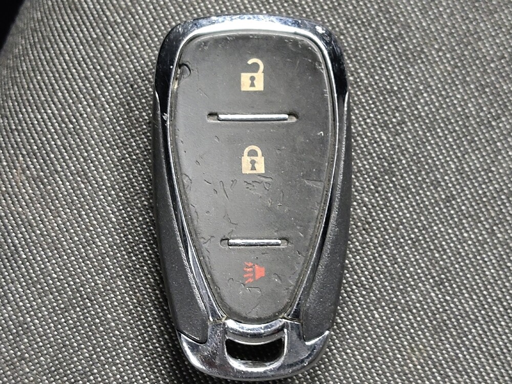 2020 Chevrolet Equinox in Houston, TX 77060 - 18131760 32