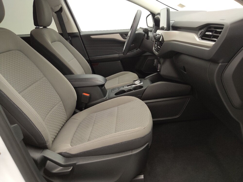 2022 Ford Escape in Gladstone, MO 64118 - 18131761 21