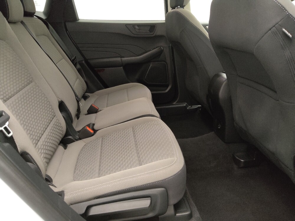 2022 Ford Escape in Gladstone, MO 64118 - 18131761 19