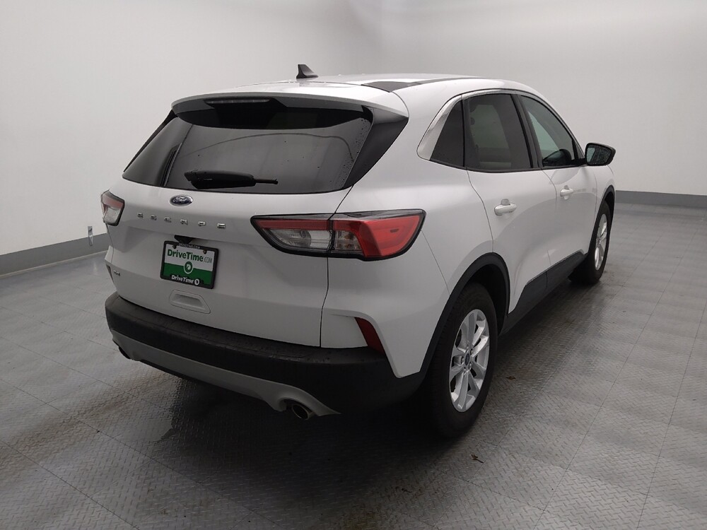 2022 Ford Escape in Gladstone, MO 64118 - 18131761 9