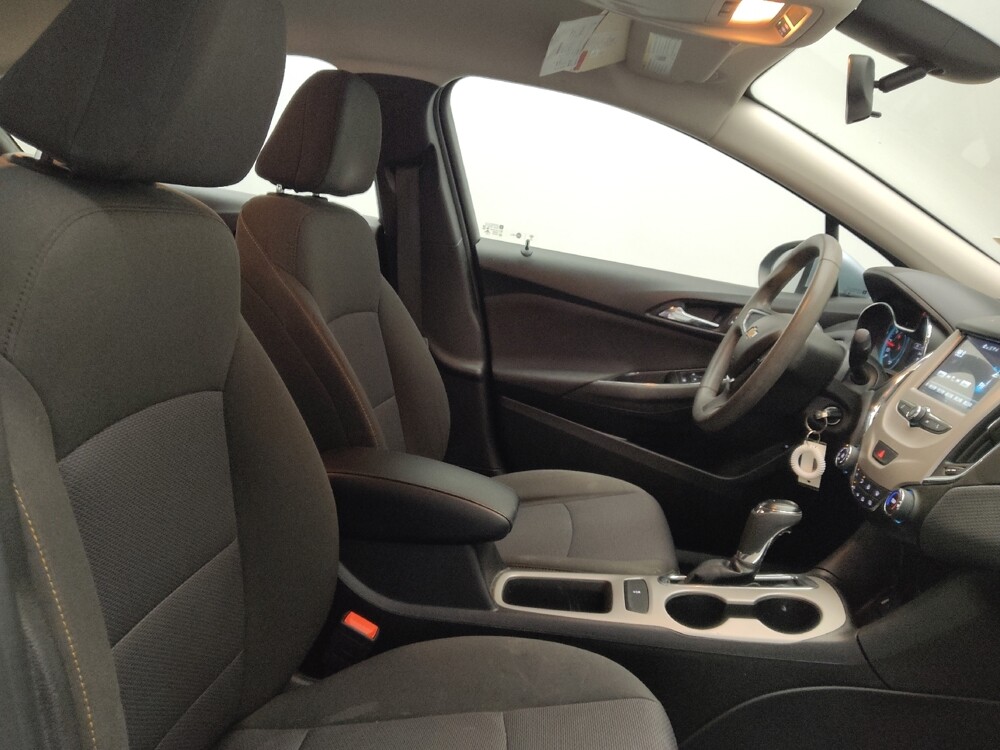 2018 Chevrolet Cruze in Morrow, GA 30260 - 18131763 21