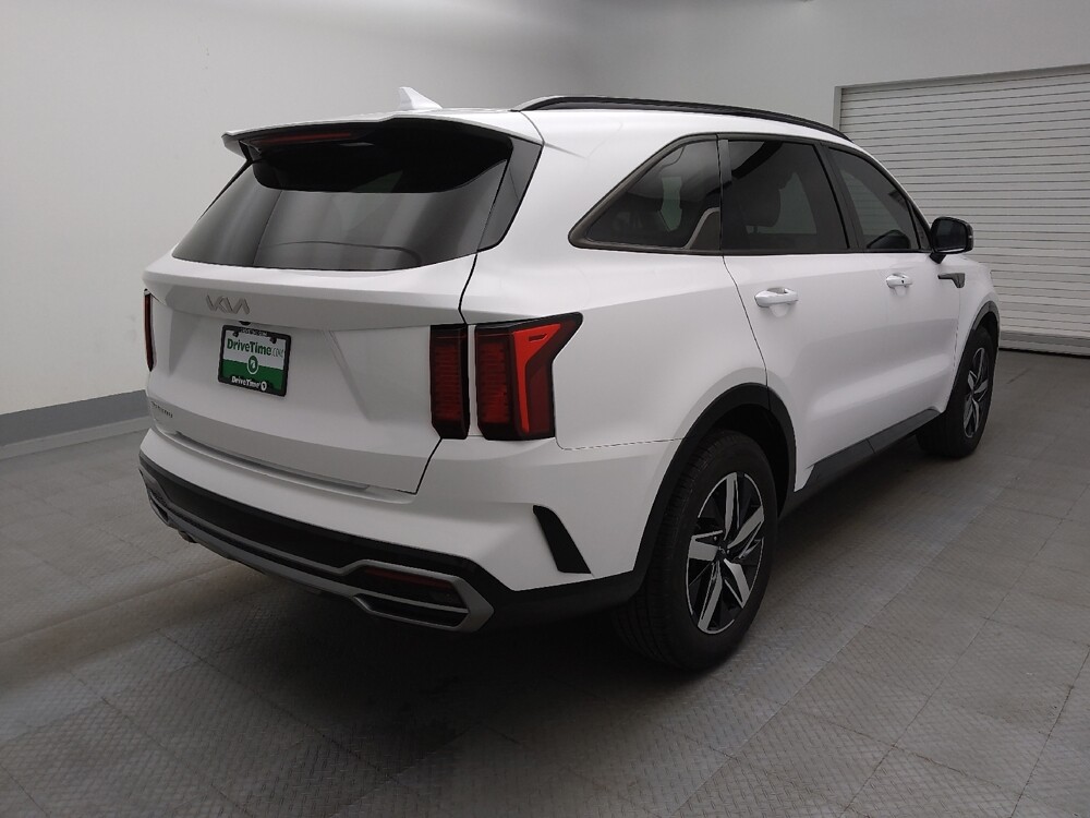 2023 Kia Sorento in Denver, CO 80012 - 18131774 9
