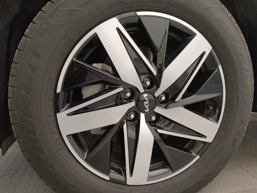 2023 Kia Sorento in Denver, CO 80012 - 18131774 31