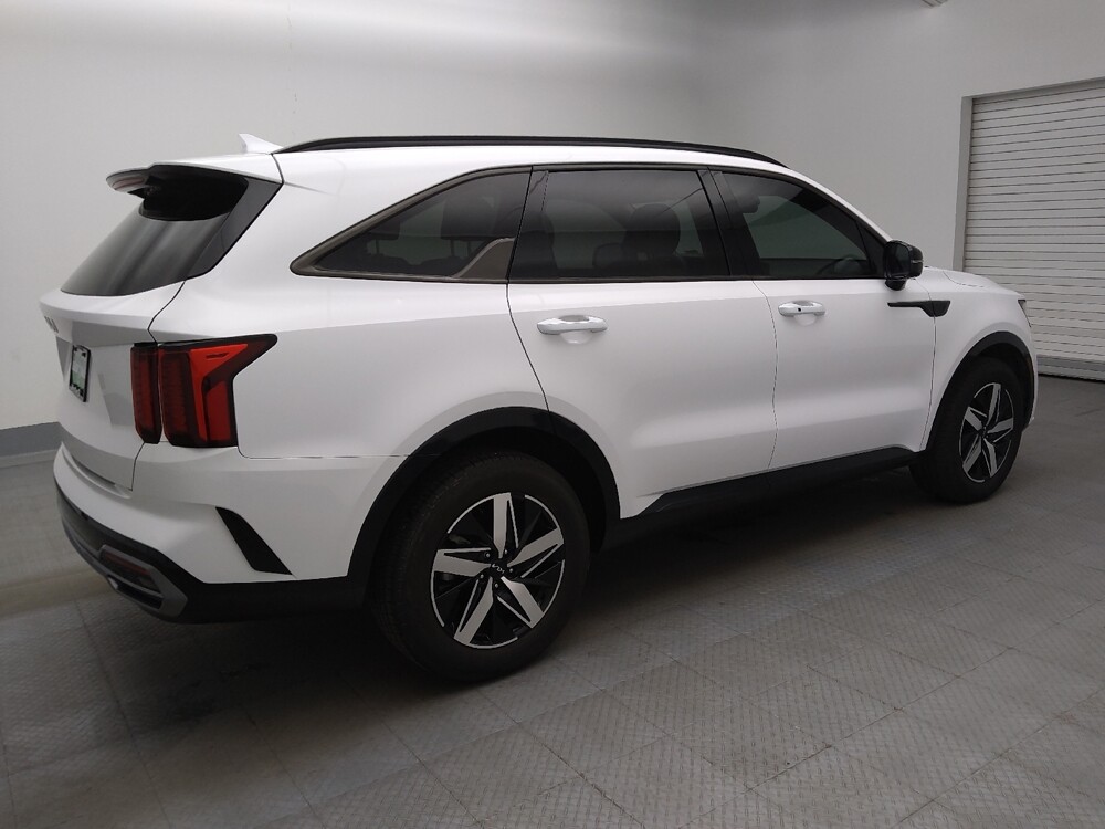 2023 Kia Sorento in Denver, CO 80012 - 18131774 10