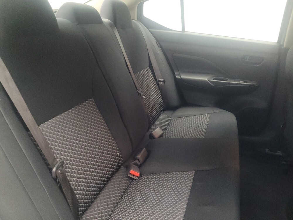 2021 Nissan Versa in Morrow, GA 30260 - 18131775 19